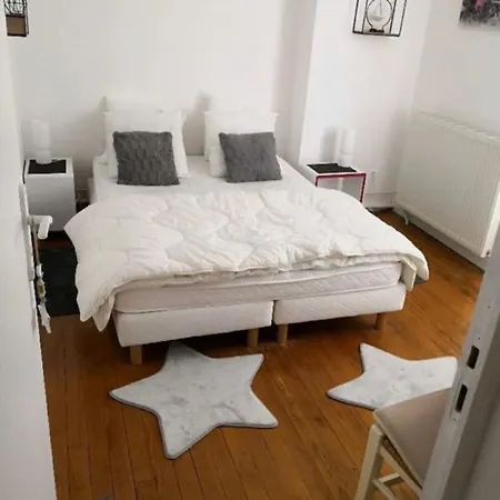 Appartement Beau T3 - à Proximité De La !